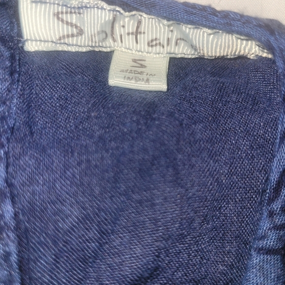 Solitaire Blue Long Sleeve Boho Chic Top With Red Floral Embroidered Detailing S - Picture 7 of 7